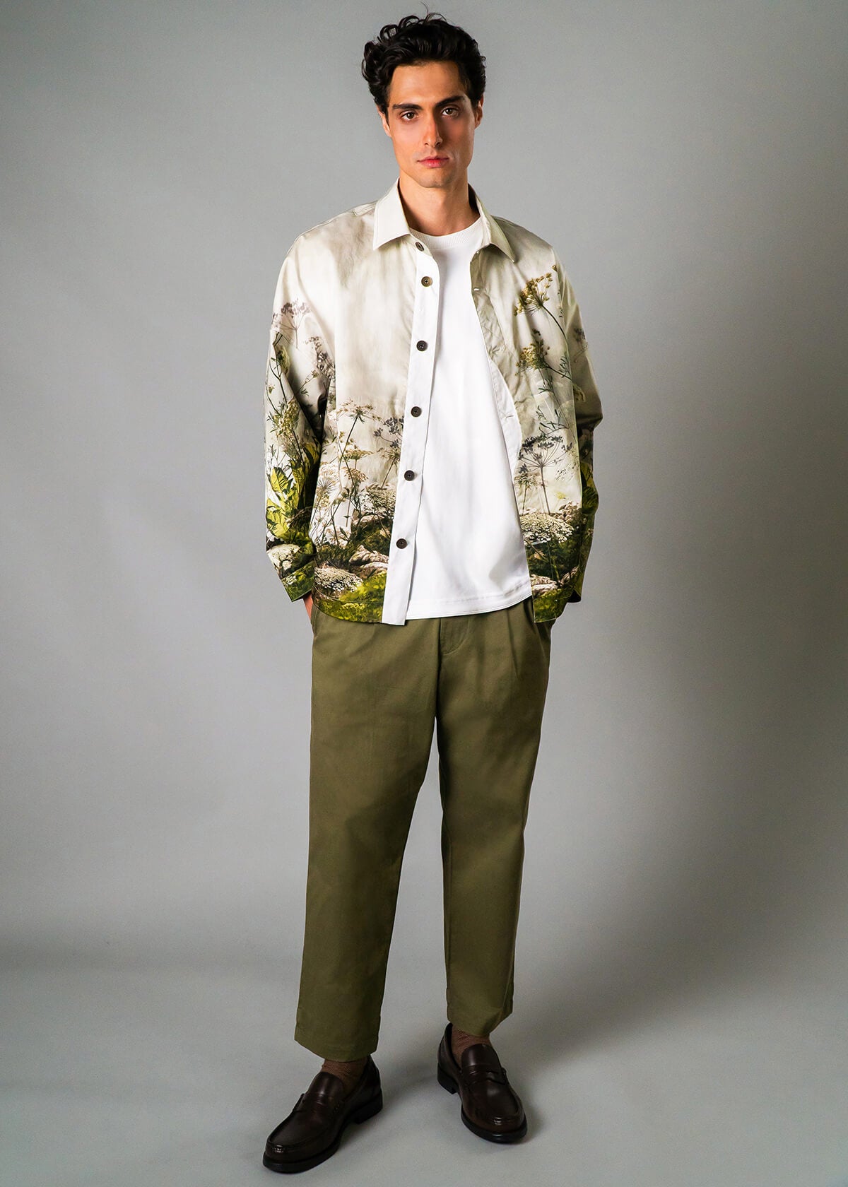 Men’s vacation jacket inspired by HBO MAX The White Lotus . Resortwear Fashion