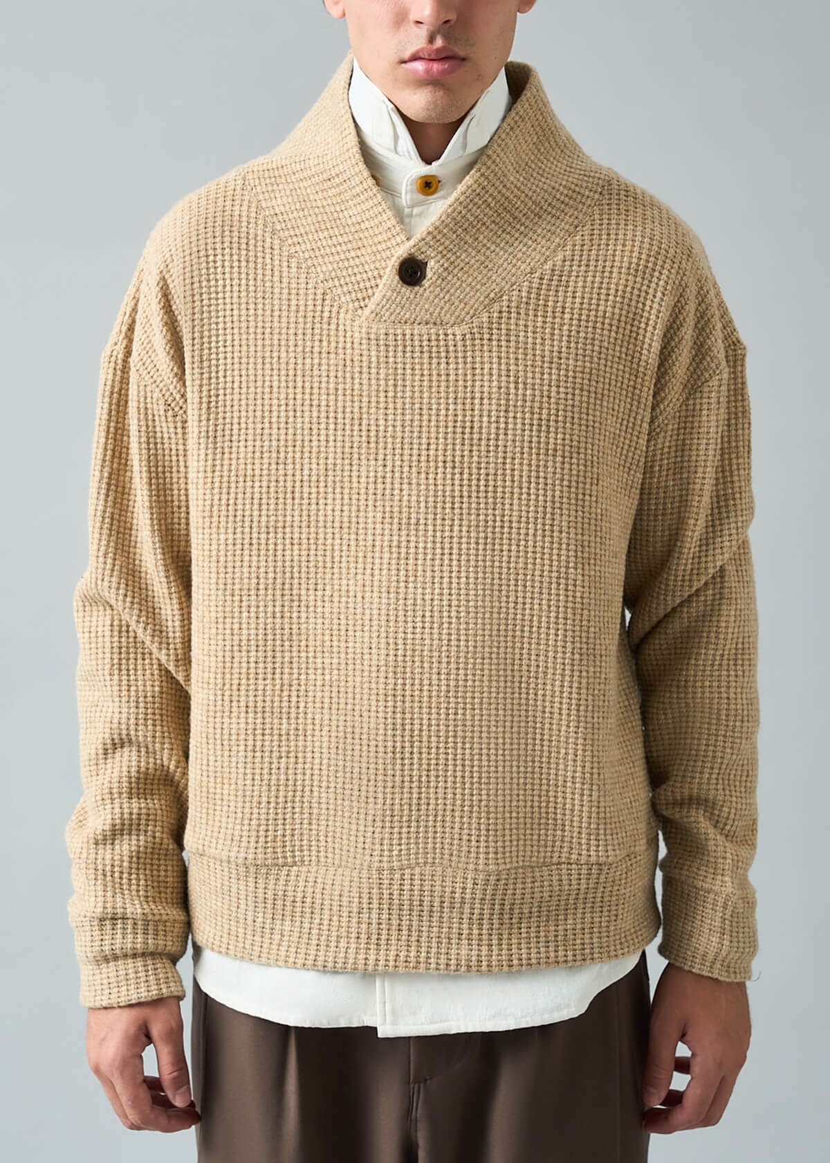Loft-Grid Shawl Taupe