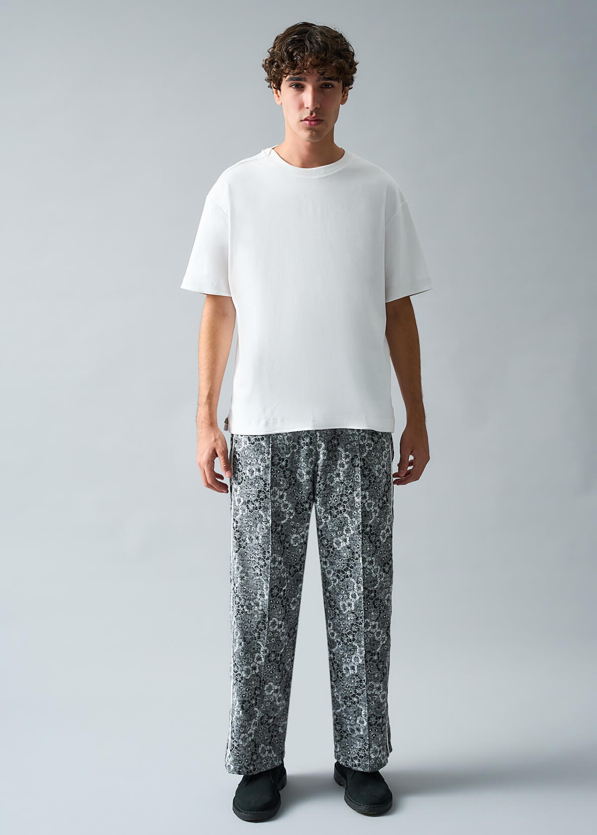 Needle-Work Knit Pant