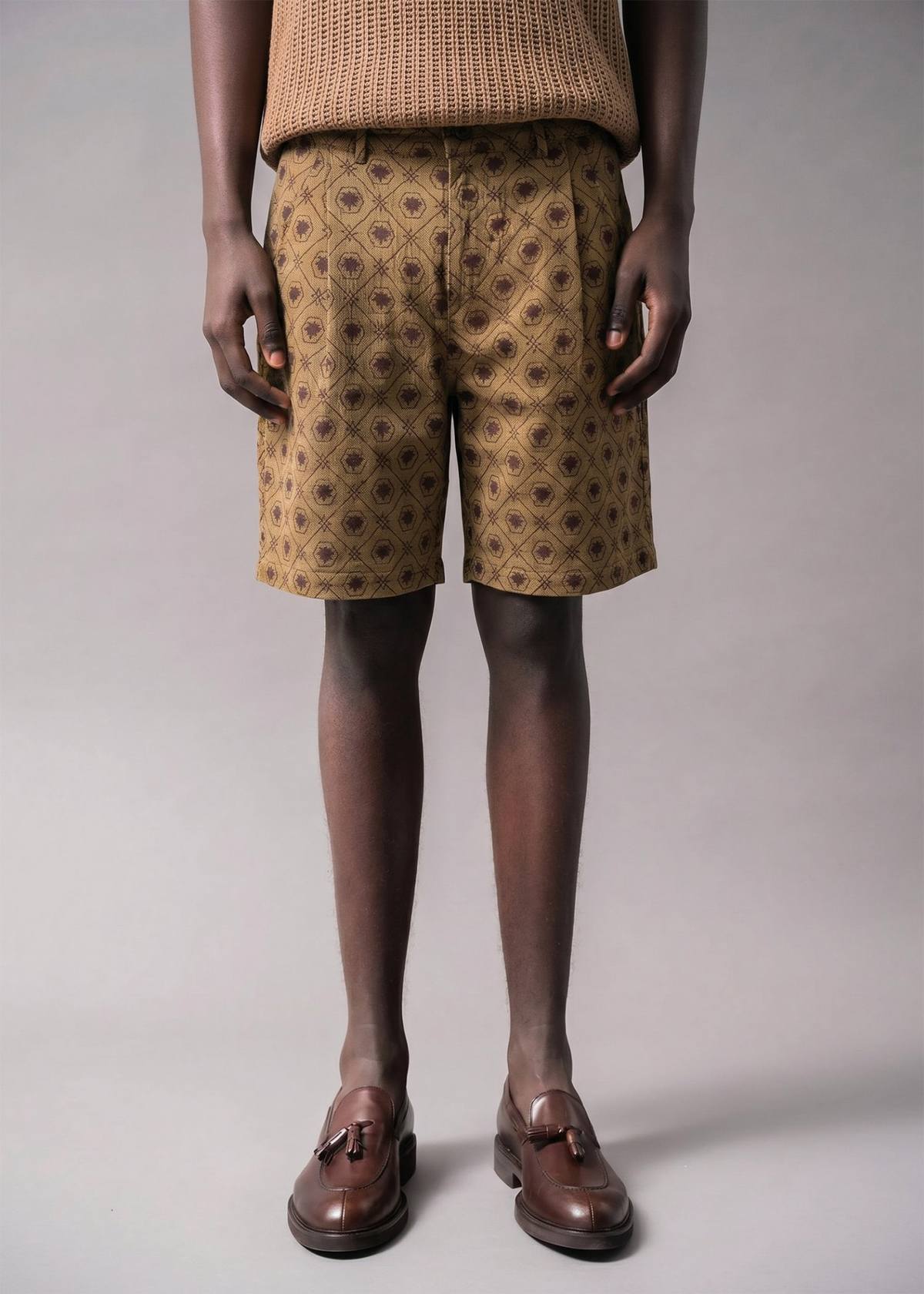Dot Motif Short